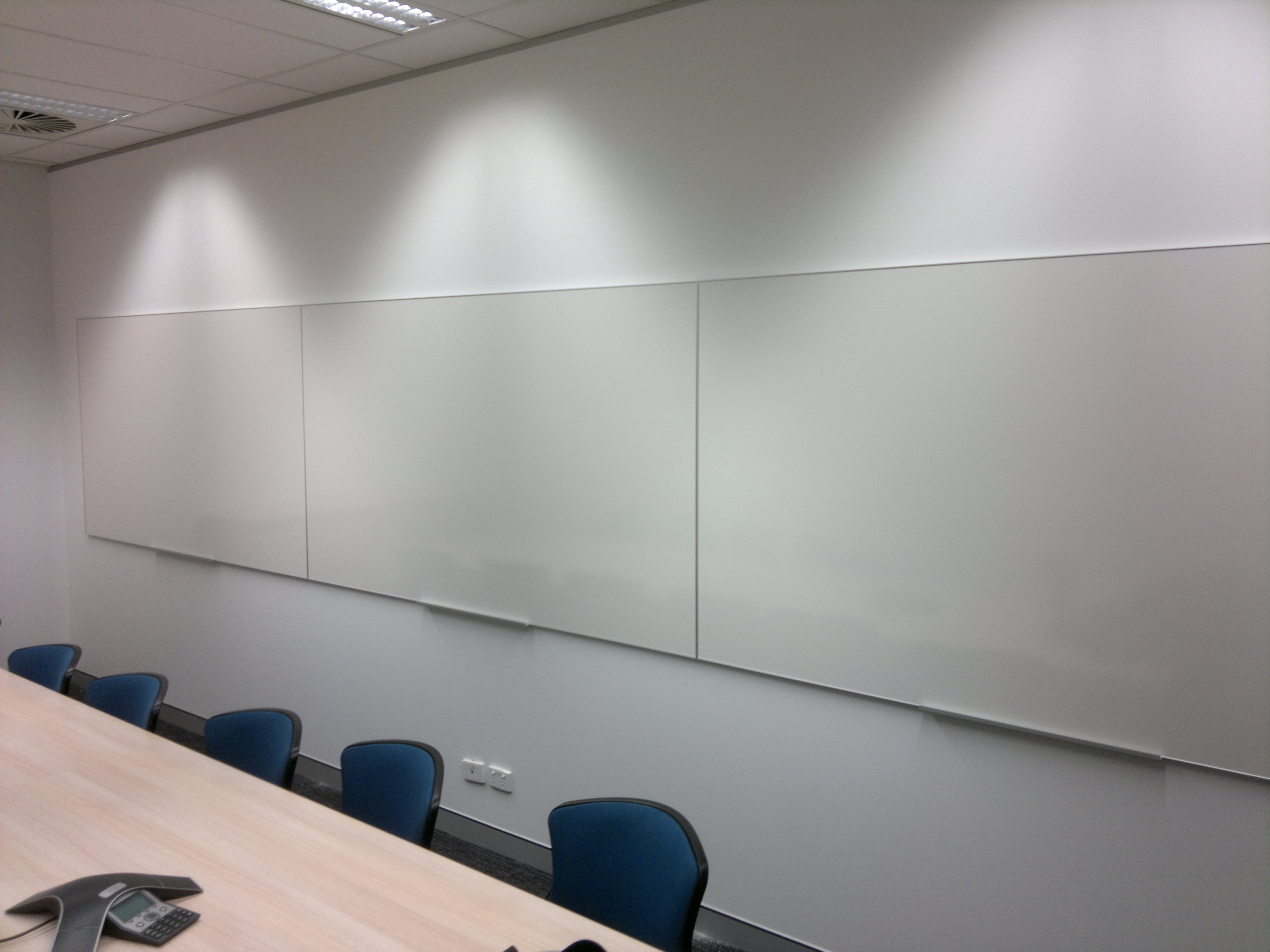 Porcelain Whiteboard LX8 Edge Frame